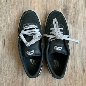 Nike SB Sneakers Size 8.5